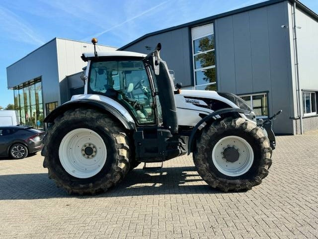 Valtra T214 Versu - Трактор: слика 4 Valtra T214 Versu - Трактор: слика 4