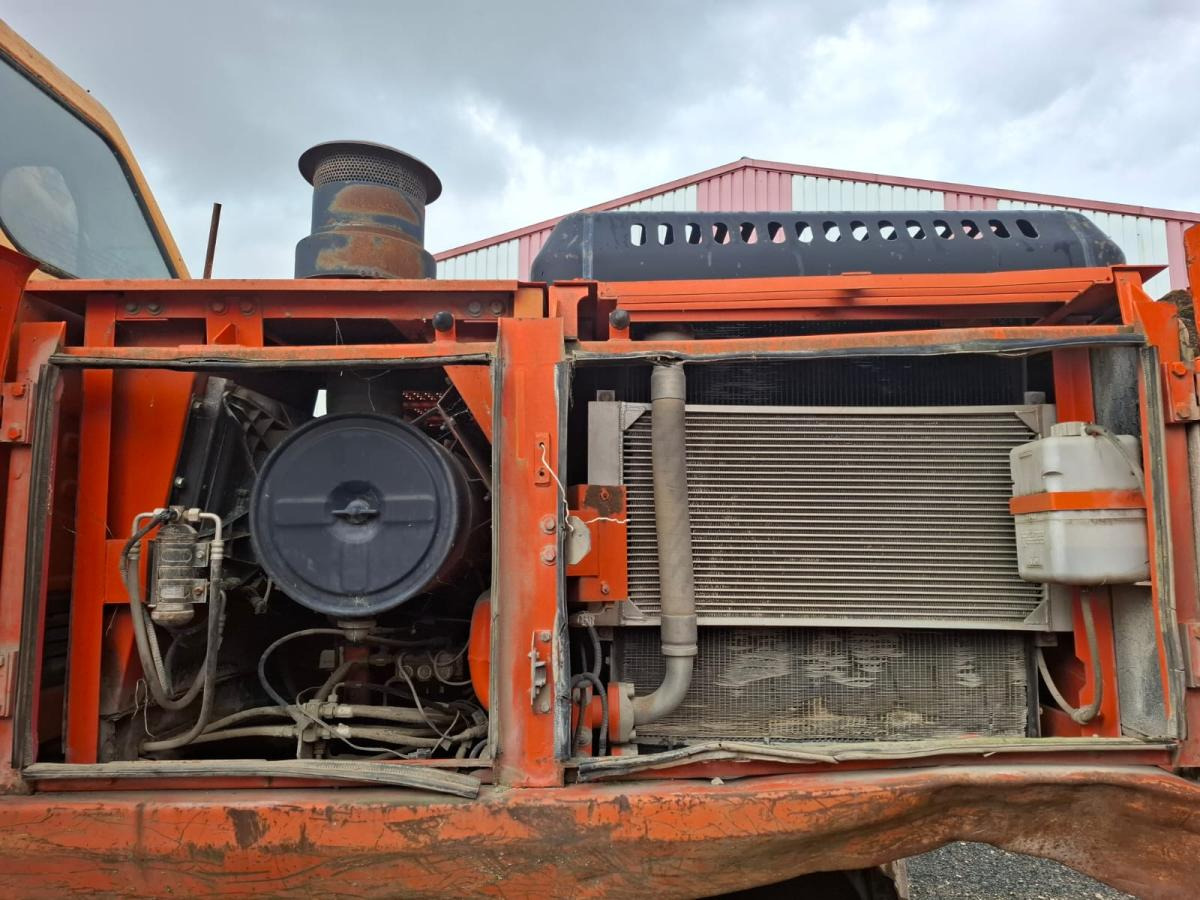 Багер гасеничар Doosan SOLAR 255LC-V: слика 16