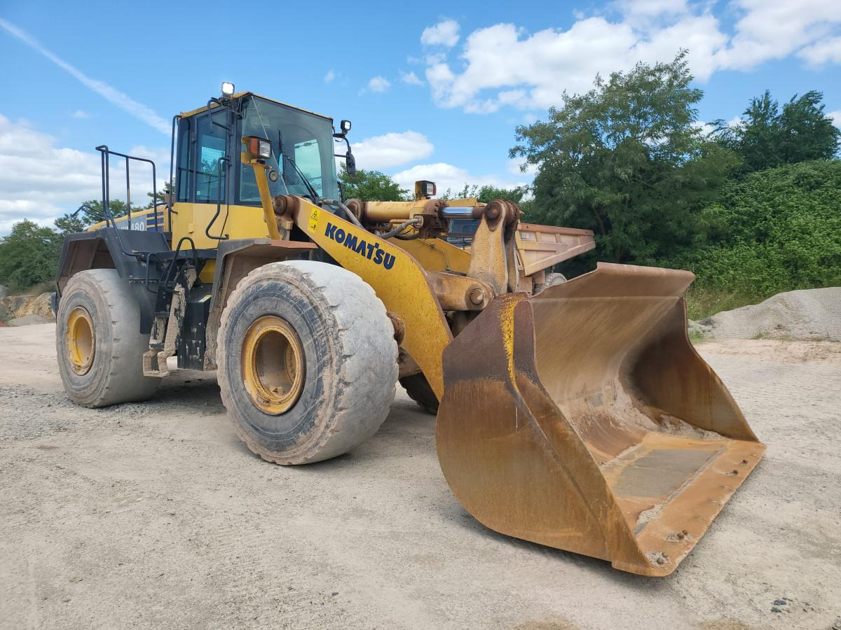 Komatsu WA480-6 - Натоварувач на тркала: слика 1 Komatsu WA480-6 - Натоварувач на тркала: слика 1