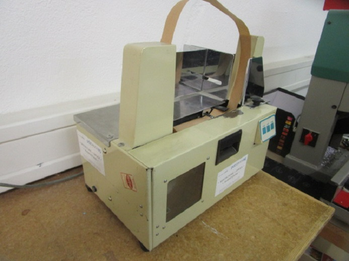 BANDEROLIERMASCHINE TANNER JC200 80 - Машина за пакување: слика 3 BANDEROLIERMASCHINE TANNER JC200 80 - Машина за пакување: слика 3