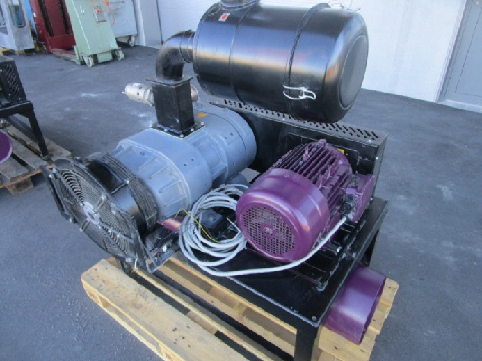 BARRATI VAKUUMPUMPE MIT GESTELL MIT ANSAUGFILTER UND SCHALLDÄMPFER - Машина за пакување: слика 3 BARRATI VAKUUMPUMPE MIT GESTELL MIT ANSAUGFILTER UND SCHALLDÄMPFER - Машина за пакување: слика 3