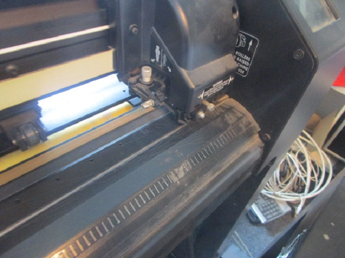 SCHNEIDEPLOTTER SUMMA S140 MIT UV-TROCKNER FCD-01 - Машина за сечење хартија: слика 3 SCHNEIDEPLOTTER SUMMA S140 MIT UV-TROCKNER FCD-01 - Машина за сечење хартија: слика 3