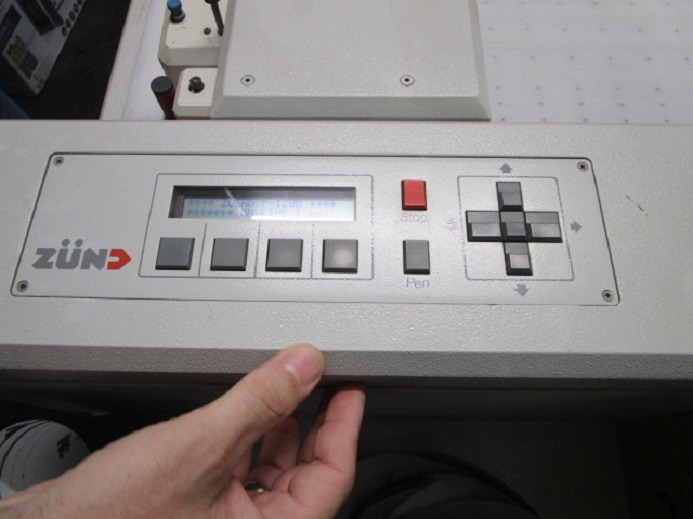 SCHNEIDEPLOTTER ZÜND P-1200 PLUS - Машина за сечење хартија: слика 4 SCHNEIDEPLOTTER ZÜND P-1200 PLUS - Машина за сечење хартија: слика 4