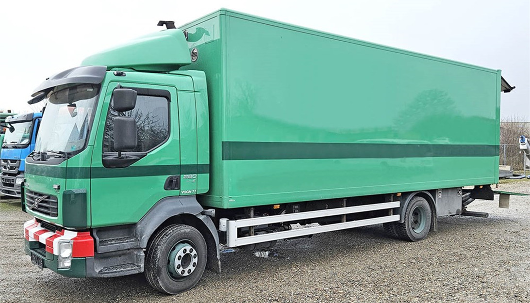 Volvo Industrial pressure washer - Комунално/ Специјално возило, Камион: слика 1 Volvo Industrial pressure washer - Комунално/ Специјално возило, Камион: слика 1