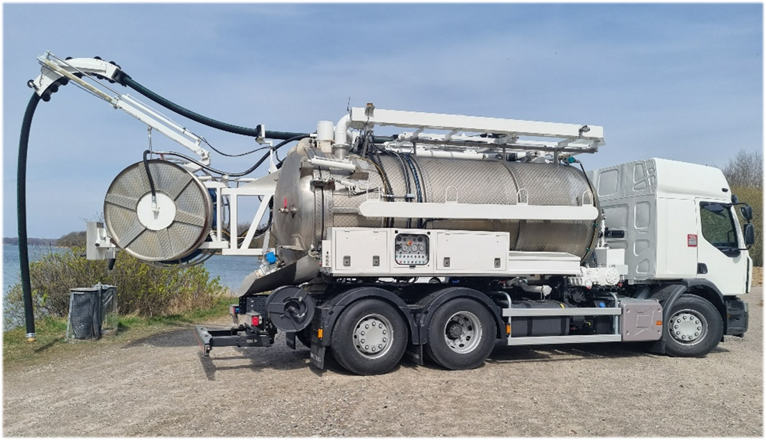 RENAULT D - Wide 6x2*4 - Вакуумски камион: слика 1 RENAULT D - Wide 6x2*4 - Вакуумски камион: слика 1