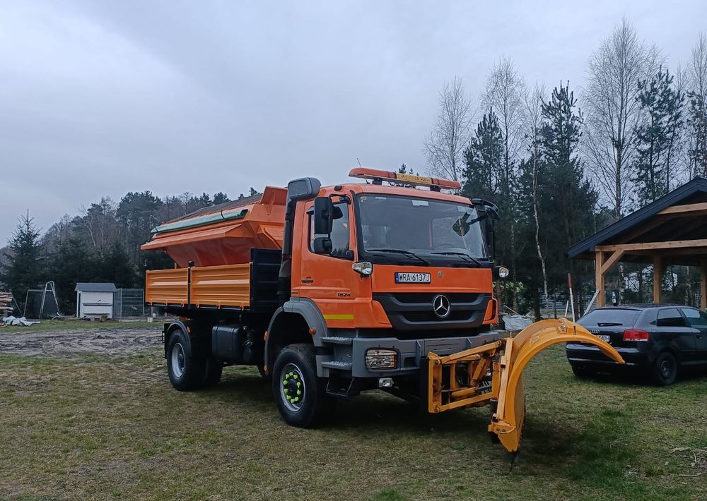 Mercedes-Benz Axor 1824 - Машина за чистење снег: слика 4 Mercedes-Benz Axor 1824 - Машина за чистење снег: слика 4