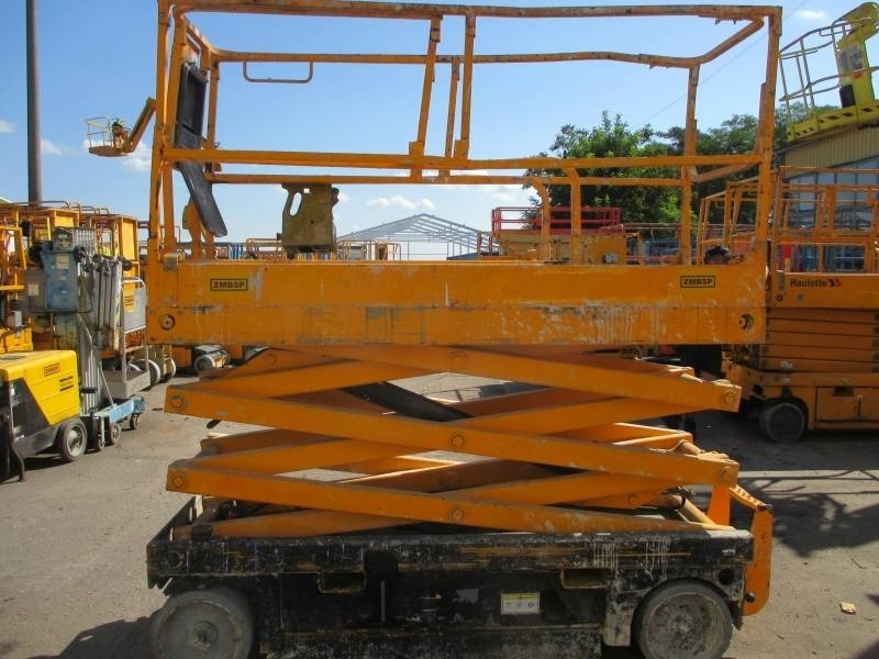 Haulotte Compact 8 - Кревач ножица: слика 5 Haulotte Compact 8 - Кревач ножица: слика 5