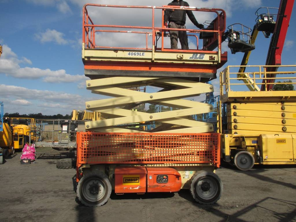 JLG 4069 LE - Кревач ножица: слика 1 JLG 4069 LE - Кревач ножица: слика 1