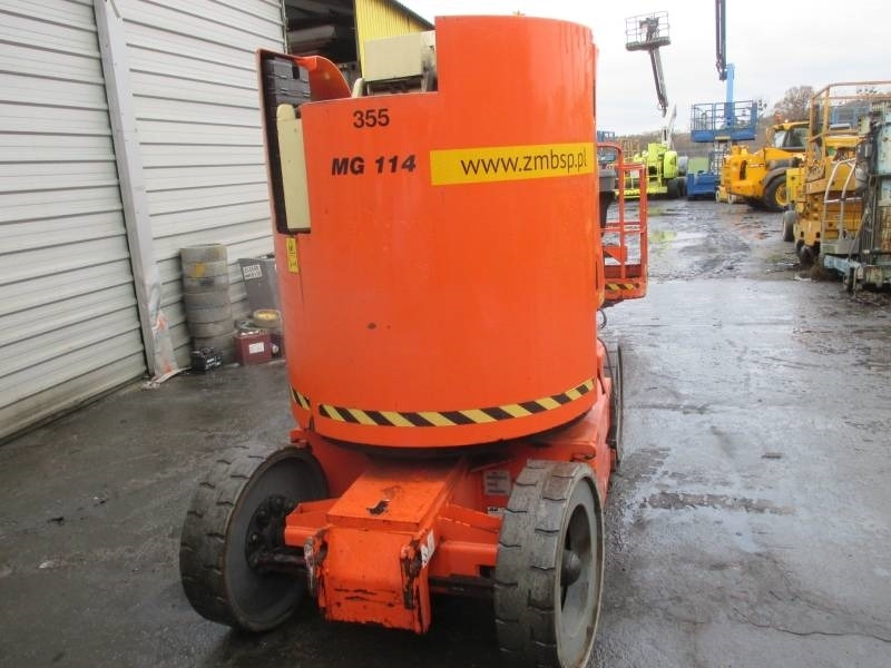 JLG E 300 AJ - Дигачка зглобна платформа: слика 3 JLG E 300 AJ - Дигачка зглобна платформа: слика 3