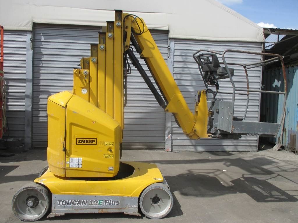 JLG Toucan 12 E Plus - Дигачка зглобна платформа: слика 1 JLG Toucan 12 E Plus - Дигачка зглобна платформа: слика 1
