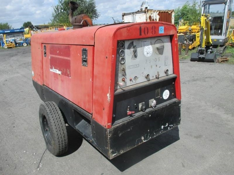 Lincoln E 500 S - Опрема за заварување: слика 5 Lincoln E 500 S - Опрема за заварување: слика 5