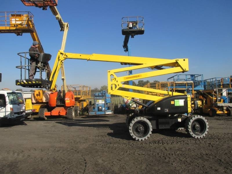Niftylift HR 17 D 4x4 - Дигачка зглобна платформа: слика 1 Niftylift HR 17 D 4x4 - Дигачка зглобна платформа: слика 1
