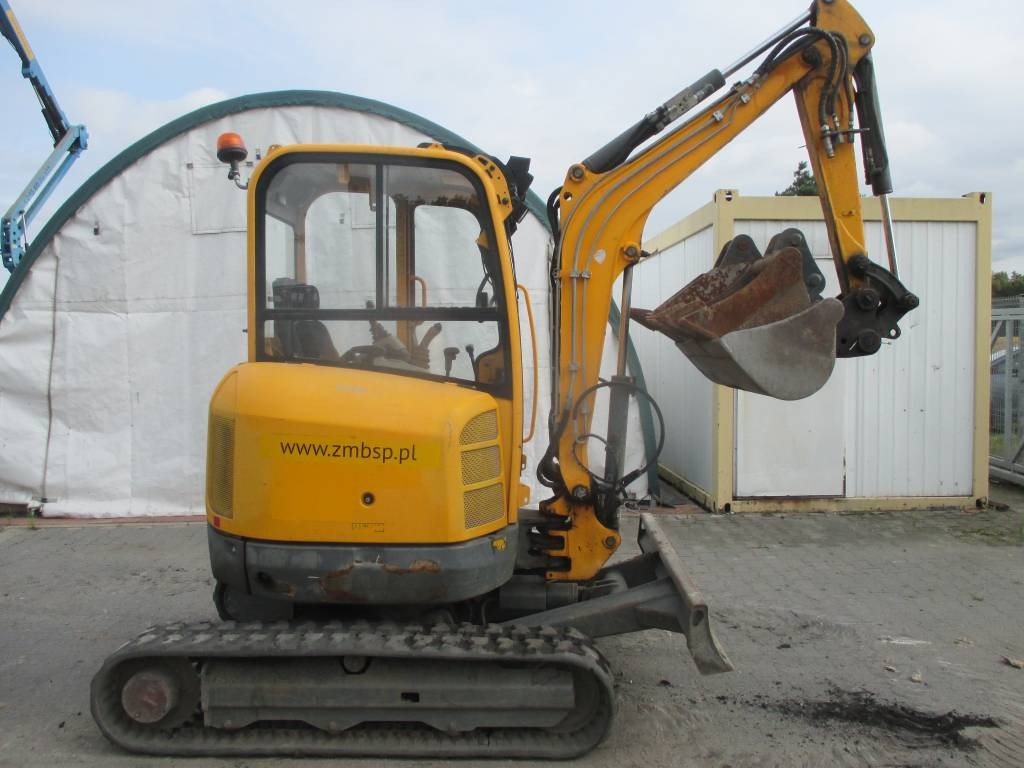 Wacker Neuson EZ 28 - Мини багер: слика 1 Wacker Neuson EZ 28 - Мини багер: слика 1