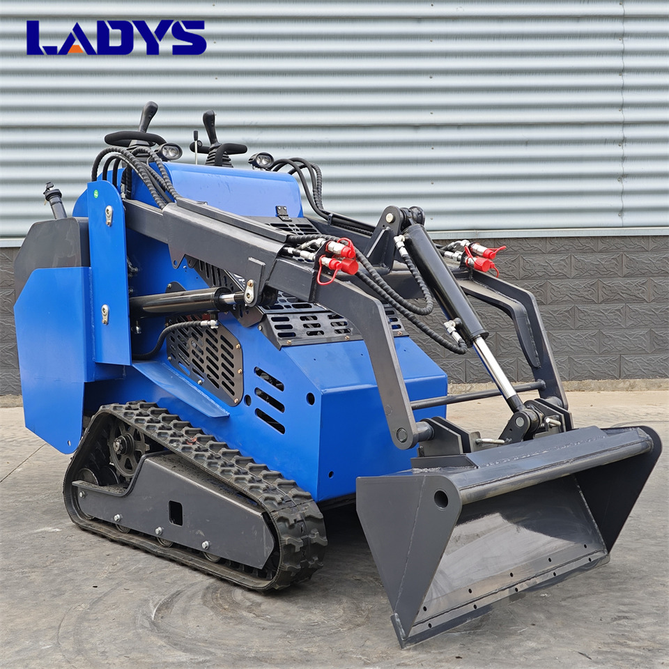 LADYS Free Shipping Mini Skid Steer Loader Compact Track Electric/Diesel Chinese Mini Skid Steer Loader For Sale With Mini Skid Steer Attachments 4 In 1 Bucket - Компактен натоварувач: слика 3 LADYS Free Shipping Mini Skid Steer Loader Compact Track Electric/Diesel Chinese Mini Skid Steer Loader For Sale With Mini Skid Steer Attachments 4 In 1 Bucket - Компактен натоварувач: слика 3