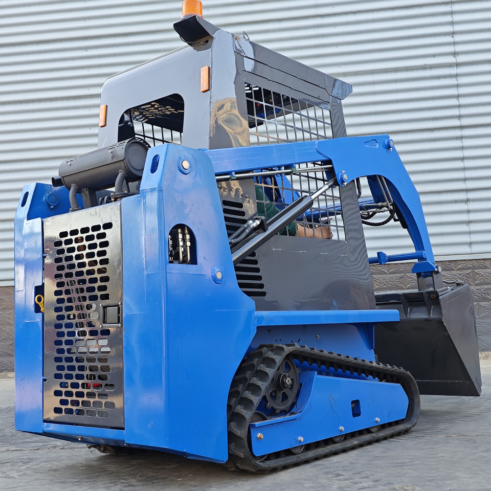 LEZUM LA670 Skid Steer Euro 5/Epa Engine Kubota Mini Small Skid Steer Loader For Sale - Компактен натоварувач: слика 5 LEZUM LA670 Skid Steer Euro 5/Epa Engine Kubota Mini Small Skid Steer Loader For Sale - Компактен натоварувач: слика 5