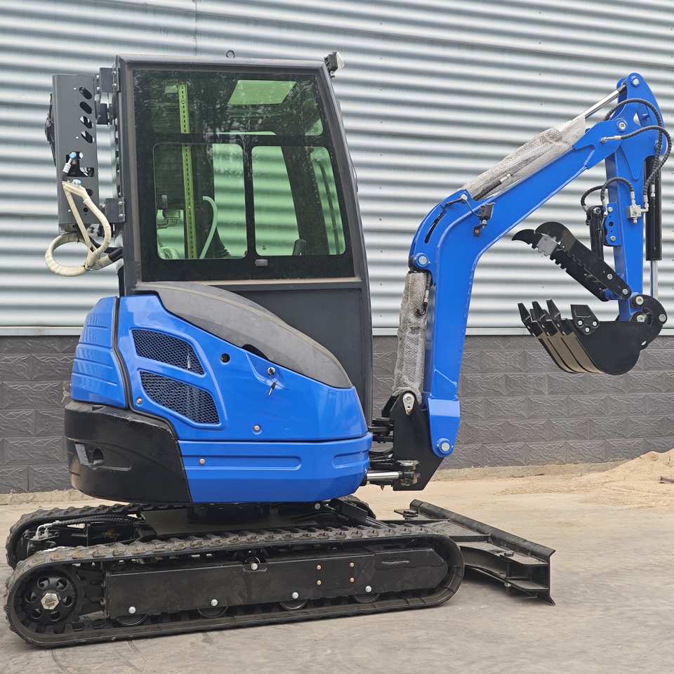 LEZUM DY25U Mini Excavator Digger Miniexcavadora EPA Kubota Engine Mini Excavator For Sale With Mini Excavator Attachment Set - Багер гасеничар: слика 5 LEZUM DY25U Mini Excavator Digger Miniexcavadora EPA Kubota Engine Mini Excavator For Sale With Mini Excavator Attachment Set - Багер гасеничар: слика 5