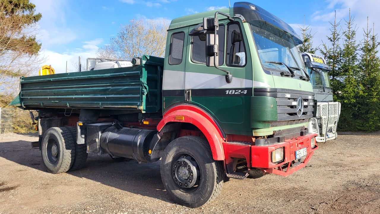 MB 1824 4X4 MB 1/84 4X4 - Кипер: слика 5 MB 1824 4X4 MB 1/84 4X4 - Кипер: слика 5