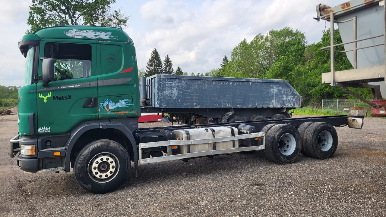 SCANIA R124 420 6X4 - Камион со кабинска шасија: слика 3 SCANIA R124 420 6X4 - Камион со кабинска шасија: слика 3