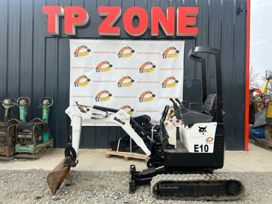 Bobcat E10 Joystick à 12500€ HT - Мини багер: слика 2 Bobcat E10 Joystick à 12500€ HT - Мини багер: слика 2