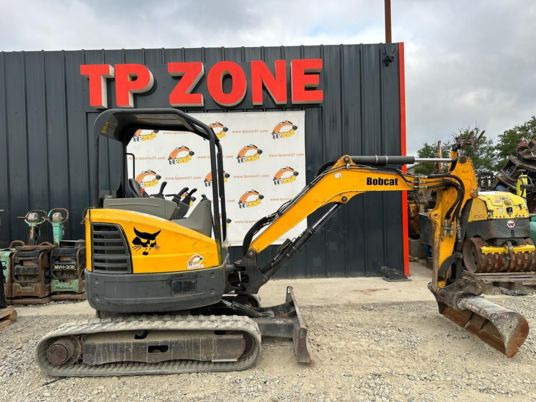 Bobcat E26 Canopy à 18500 € HT - Мини багер: слика 1 Bobcat E26 Canopy à 18500 € HT - Мини багер: слика 1