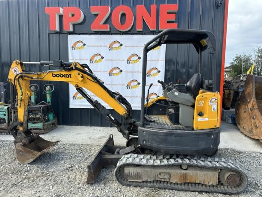 Bobcat E26 à 17500 € ht - Мини багер: слика 2 Bobcat E26 à 17500 € ht - Мини багер: слика 2