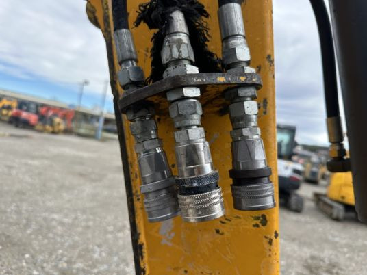 Мини багер Bobcat E50: слика 10