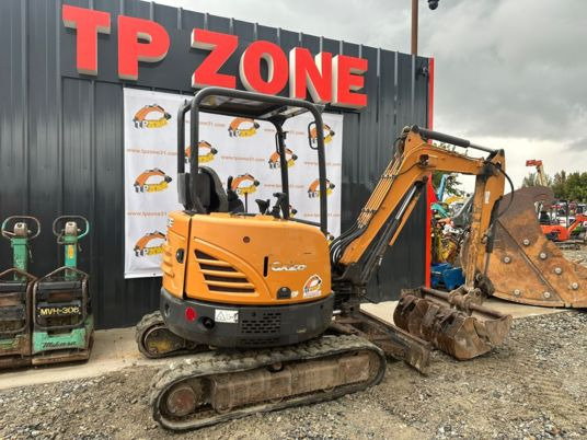 Case CX26C Canopy - Мини багер: слика 1 Case CX26C Canopy - Мини багер: слика 1