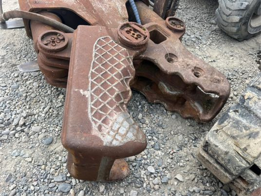 Croc béton montabert pelle 20T à 30T - Ножица за уривање: слика 4 Croc béton montabert pelle 20T à 30T - Ножица за уривање: слика 4