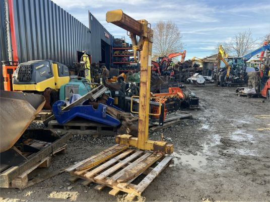 Lève palettes secatol - 850€ NET - Друга машина: слика 4 Lève palettes secatol - 850€ NET - Друга машина: слика 4