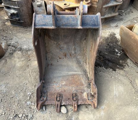 Godet attache jcb pour pelle de 5T à 9T - Корпа за багер: слика 1 Godet attache jcb pour pelle de 5T à 9T - Корпа за багер: слика 1