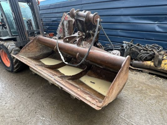 Godet de curage inclinable Morin M7 - Корпа за багер: слика 2 Godet de curage inclinable Morin M7 - Корпа за багер: слика 2