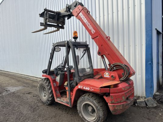 Manitou BT420 Evo - 4x4 - Телескопски ракувач: слика 2 Manitou BT420 Evo - 4x4 - Телескопски ракувач: слика 2