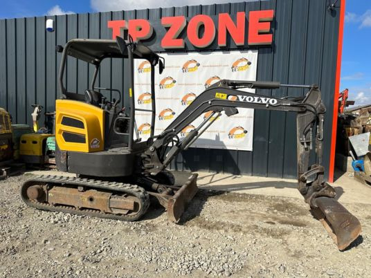 Volvo ECR25D à 23900 euros HT - Мини багер: слика 5 Volvo ECR25D à 23900 euros HT - Мини багер: слика 5