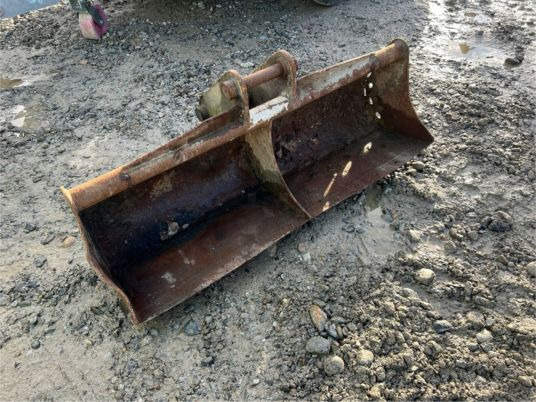 Godet de curage jcb - axe 45 mm - Корпа за багер: слика 3 Godet de curage jcb - axe 45 mm - Корпа за багер: слика 3