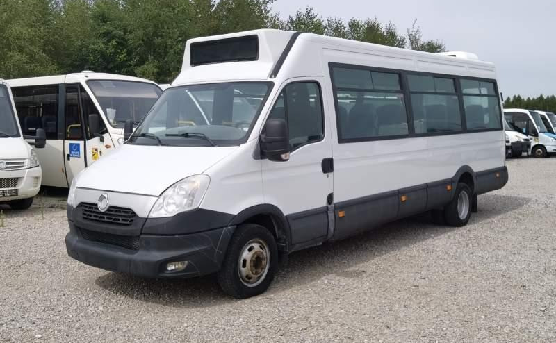 Iveco Daily 23 *NOWY SILNIK* 2 SZTUKI*, klima, winda - Приградски автобус: слика 3 Iveco Daily 23 *NOWY SILNIK* 2 SZTUKI*, klima, winda - Приградски автобус: слика 3