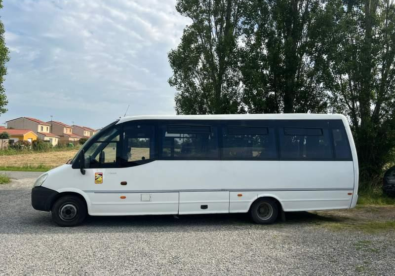 Iveco Indcar Wing euro 5 - Приградски автобус: слика 2 Iveco Indcar Wing euro 5 - Приградски автобус: слика 2