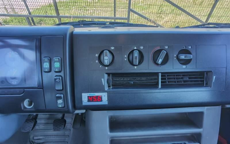 Приградски автобус Mercedes-Benz Vario 813D 39 miejsc *webasto*6646: слика 16