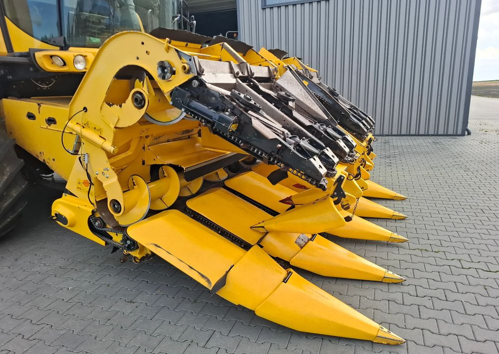 New Holland 8-75 2012 Rok, Przystawka do kukurydzy , Nie malowana, Stan Idealny - Комбајн за пченка: слика 4 New Holland 8-75 2012 Rok, Przystawka do kukurydzy , Nie malowana, Stan Idealny - Комбајн за пченка: слика 4