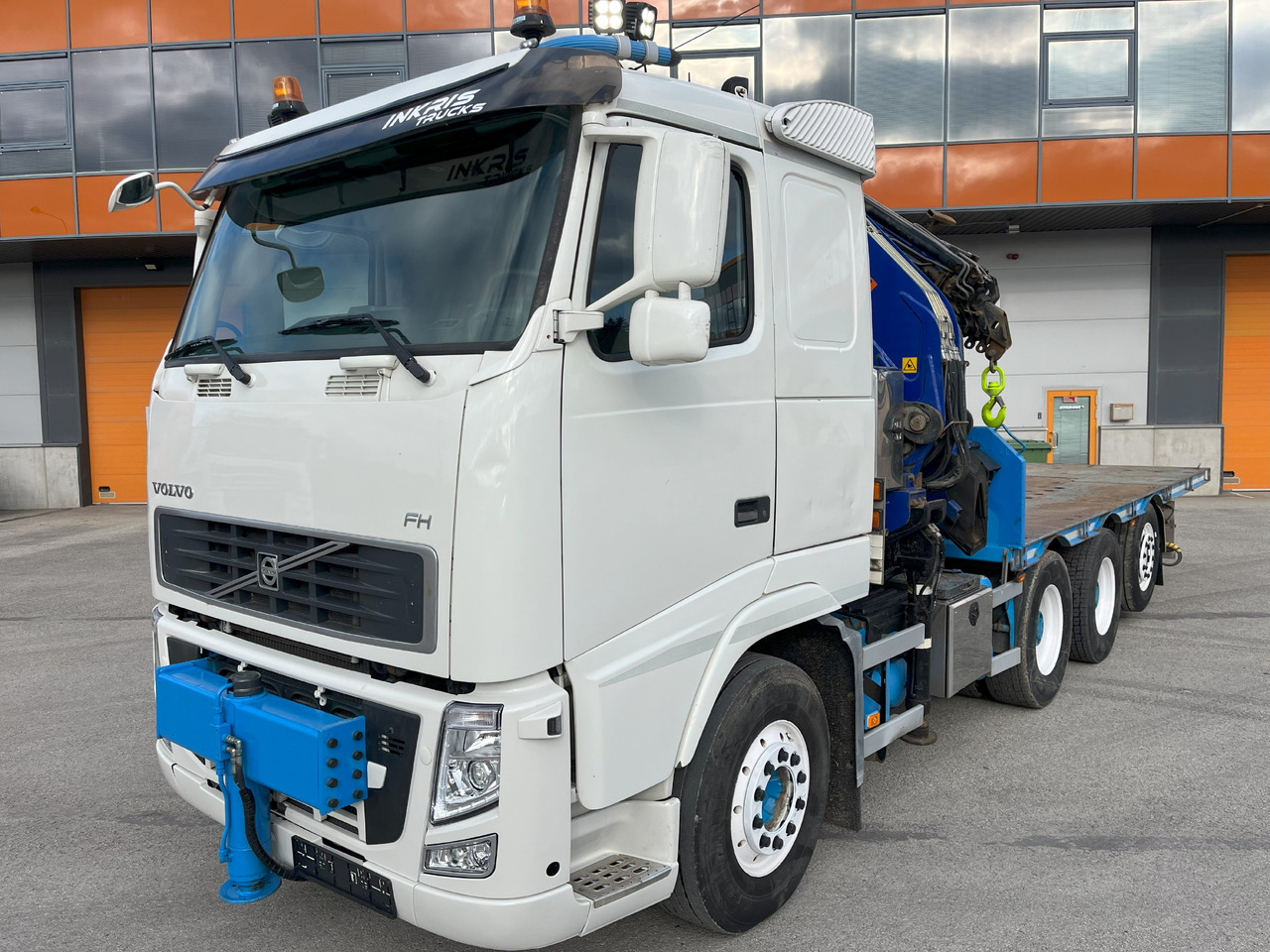 VOLVO FH 8x4 + Crane 48tm year 2006 + Jib + platform + tractor - Камион со кран: слика 4 VOLVO FH 8x4 + Crane 48tm year 2006 + Jib + platform + tractor - Камион со кран: слика 4