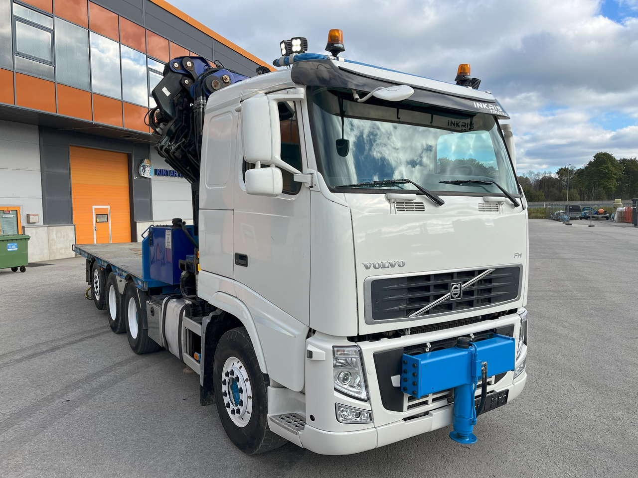 VOLVO FH 8x4 + Crane 48tm year 2006 + Jib + platform + tractor - Камион со кран: слика 2 VOLVO FH 8x4 + Crane 48tm year 2006 + Jib + platform + tractor - Камион со кран: слика 2