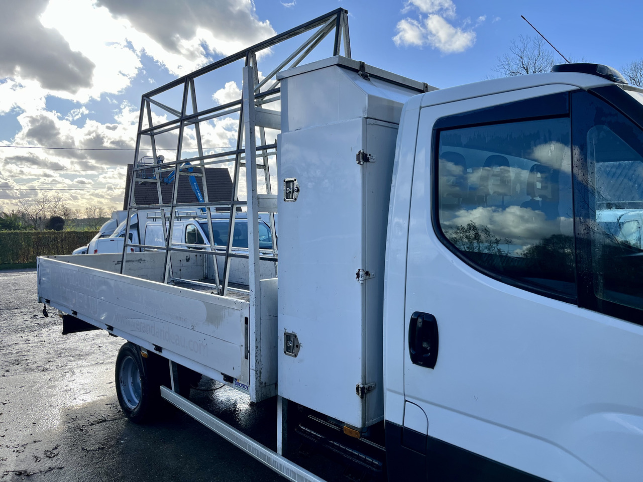 IVECO Daily 35-180 35c18 plateau - Комбе со отворен сандак: слика 5 IVECO Daily 35-180 35c18 plateau - Комбе со отворен сандак: слика 5