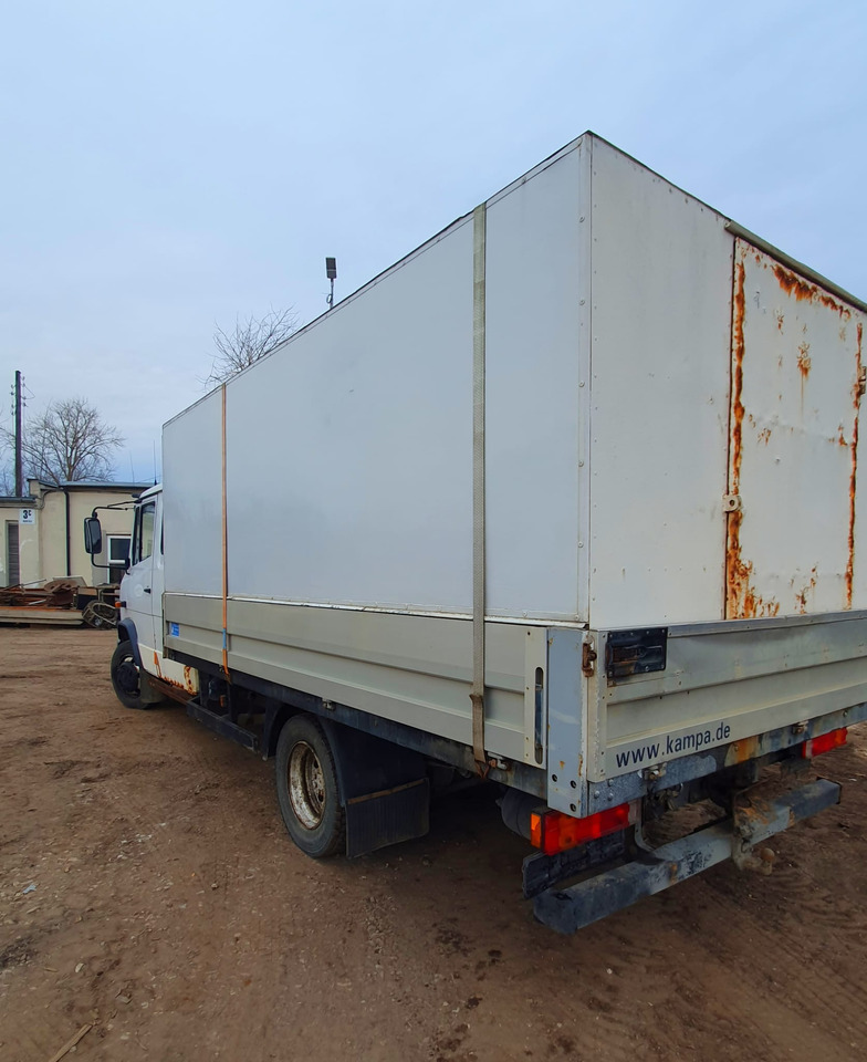 MERCEDES-BENZ Vario 814D - Камион со платформа: слика 4 MERCEDES-BENZ Vario 814D - Камион со платформа: слика 4