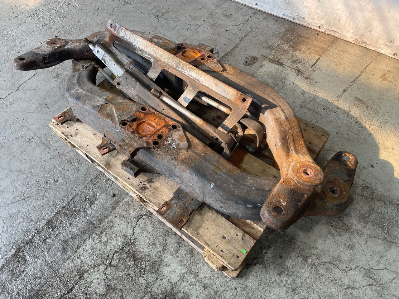 Mercedes-Benz Achsträger Hinterachse Citaro LE Setra A6283200075 A6293203675 - Задна оска за Автобус: слика 5 Mercedes-Benz Achsträger Hinterachse Citaro LE Setra A6283200075 A6293203675 - Задна оска за Автобус: слика 5