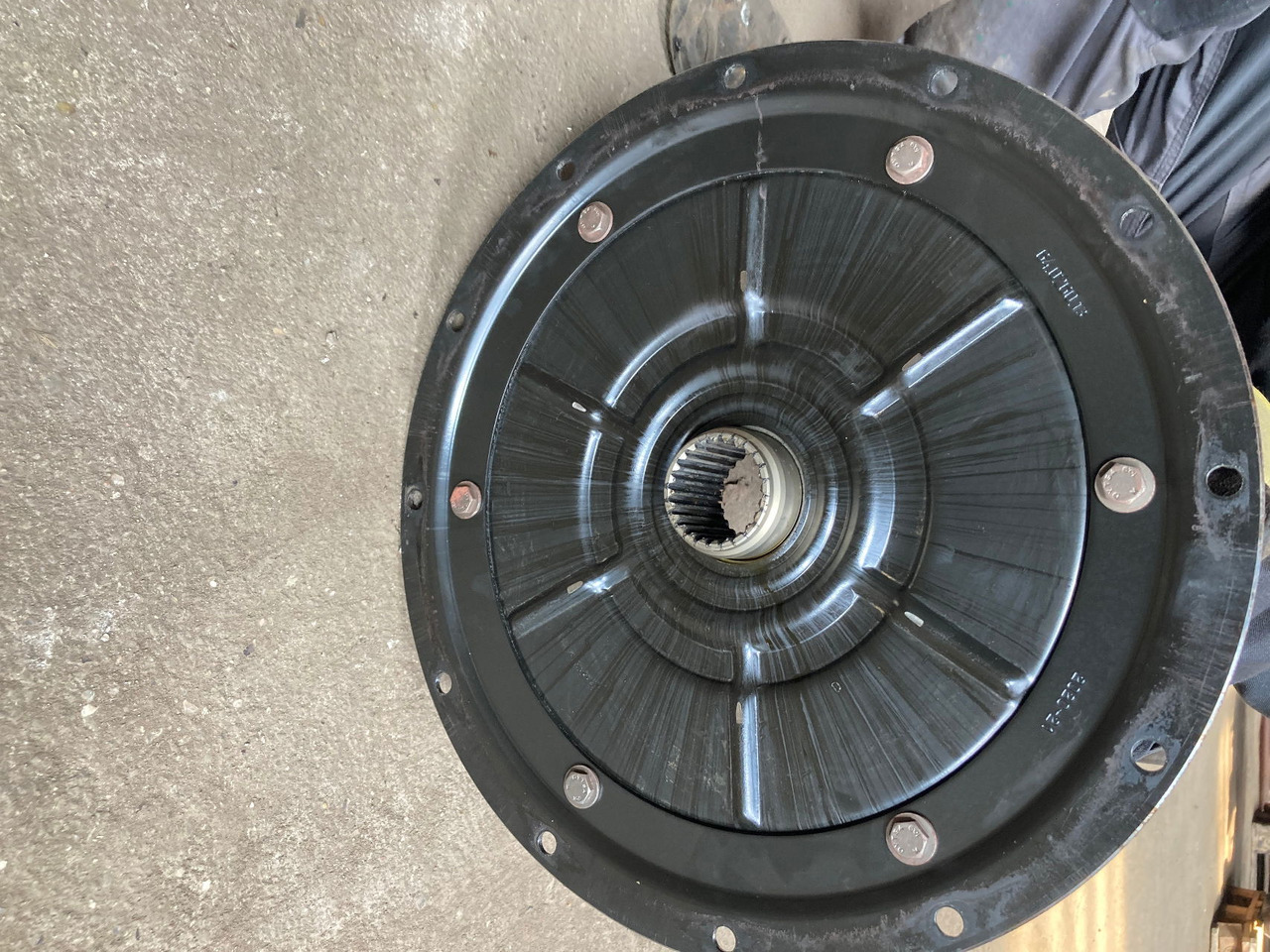 Voith Voith Hydrodamp 68.5503.26 64.0260.13 Torsionsschwingungsdämpfer - Менувач и делови за Автобус: слика 5 Voith Voith Hydrodamp 68.5503.26 64.0260.13 Torsionsschwingungsdämpfer - Менувач и делови за Автобус: слика 5