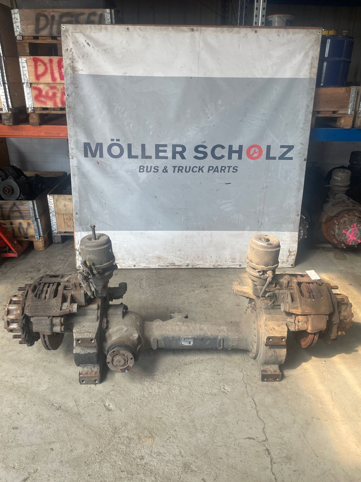 ZF Hinterachse Axis ZF AV132 II /90 5,13 4472040254 MAN Lions City - Задна оска за Автобус: слика 1 ZF Hinterachse Axis ZF AV132 II /90 5,13 4472040254 MAN Lions City - Задна оска за Автобус: слика 1