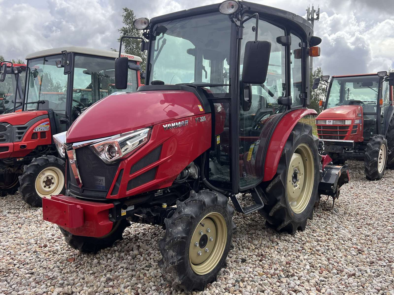 Yanmar YT225 - Мини трактор: слика 1 Yanmar YT225 - Мини трактор: слика 1