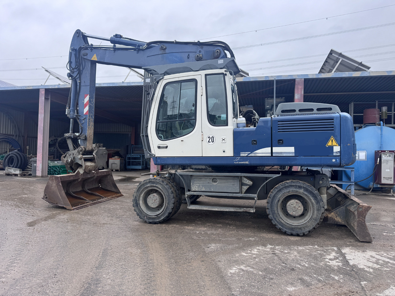 LIEBHERR A 904 C Litronic - Багер на тркала: слика 2 LIEBHERR A 904 C Litronic - Багер на тркала: слика 2