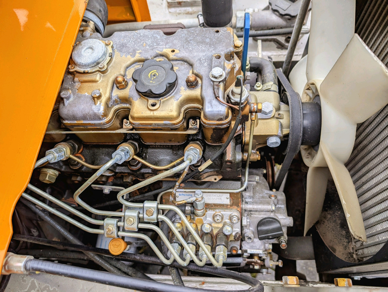 INTRAC L450 - Земјоделска машина: слика 3 INTRAC L450 - Земјоделска машина: слика 3