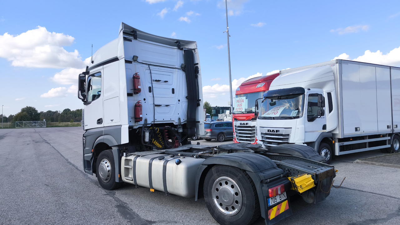 MERCEDES-BENZ Actros 1845 - Камион влекач: слика 5 MERCEDES-BENZ Actros 1845 - Камион влекач: слика 5