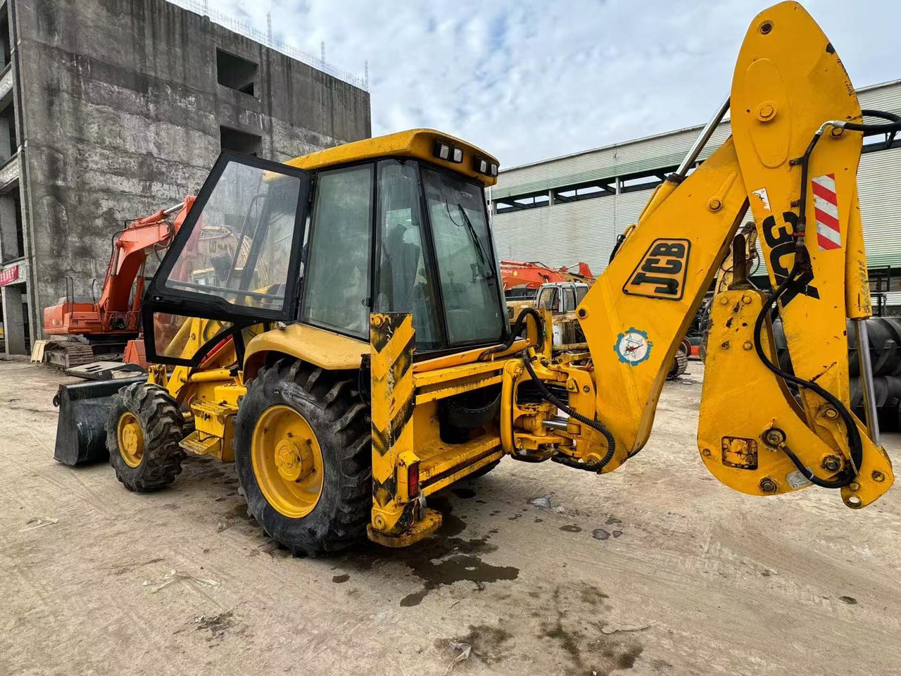 JCB 3CX - Ровокопач: слика 2 JCB 3CX - Ровокопач: слика 2